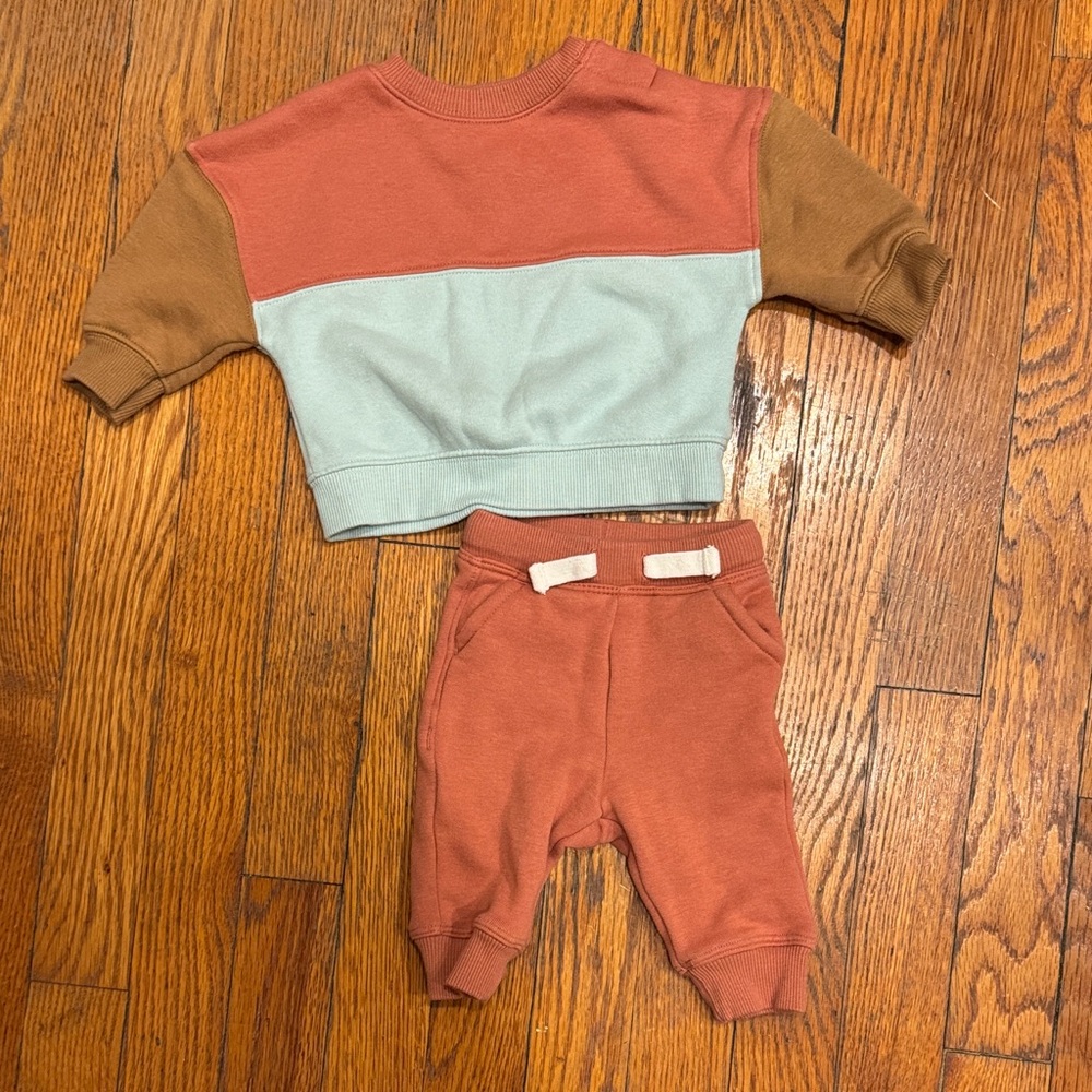 Kids' Color Block Sweatshirt and Jogger Set